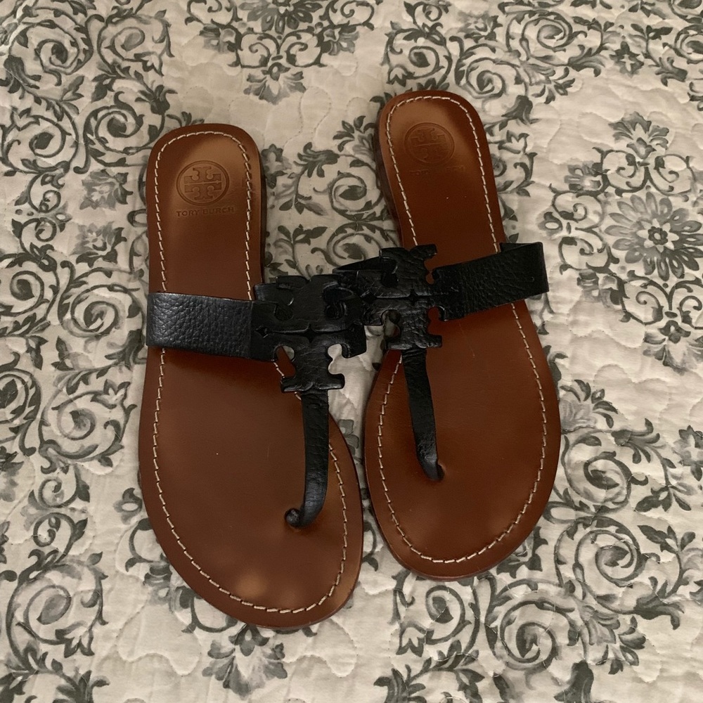 Tory Burch Moore Thong Sandal 8M
